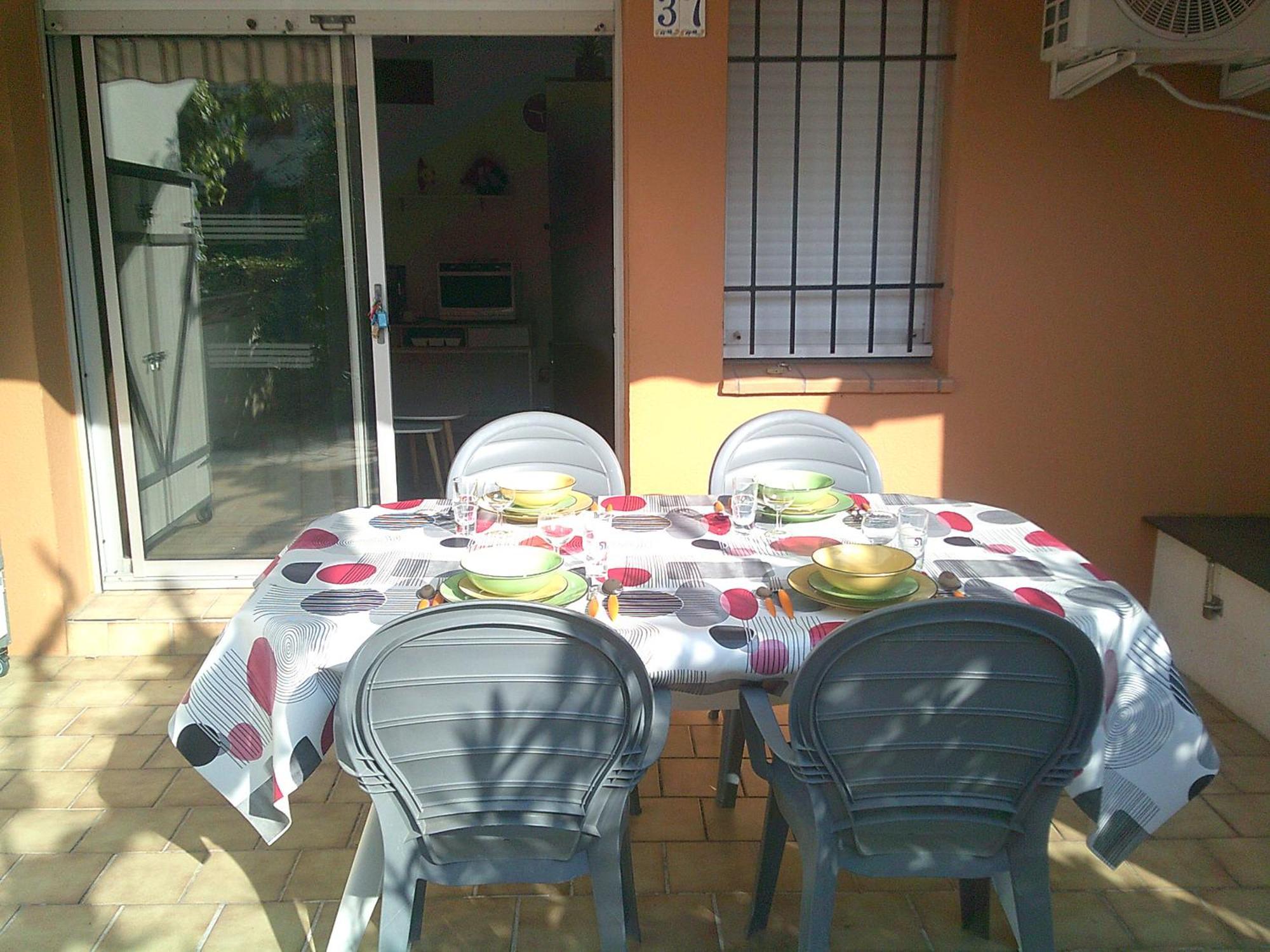 Vittoria Immobilier 6 -Reglement Sur Place - Cheques Vacances Acceptes Ла-Гранд-Мот Номер фото